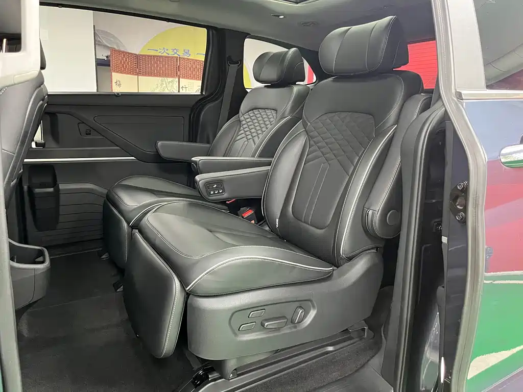 Hyundai Custo — фото 20