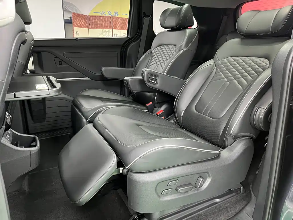 Hyundai Custo — фото 22