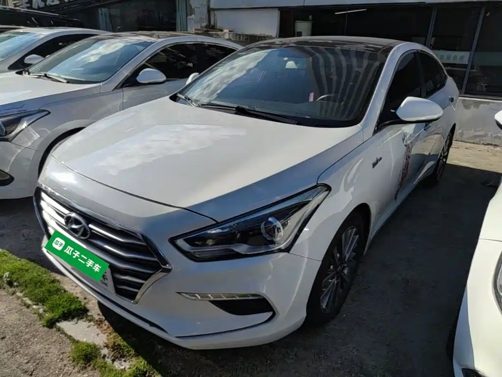 Hyundai Mistra — фото 2