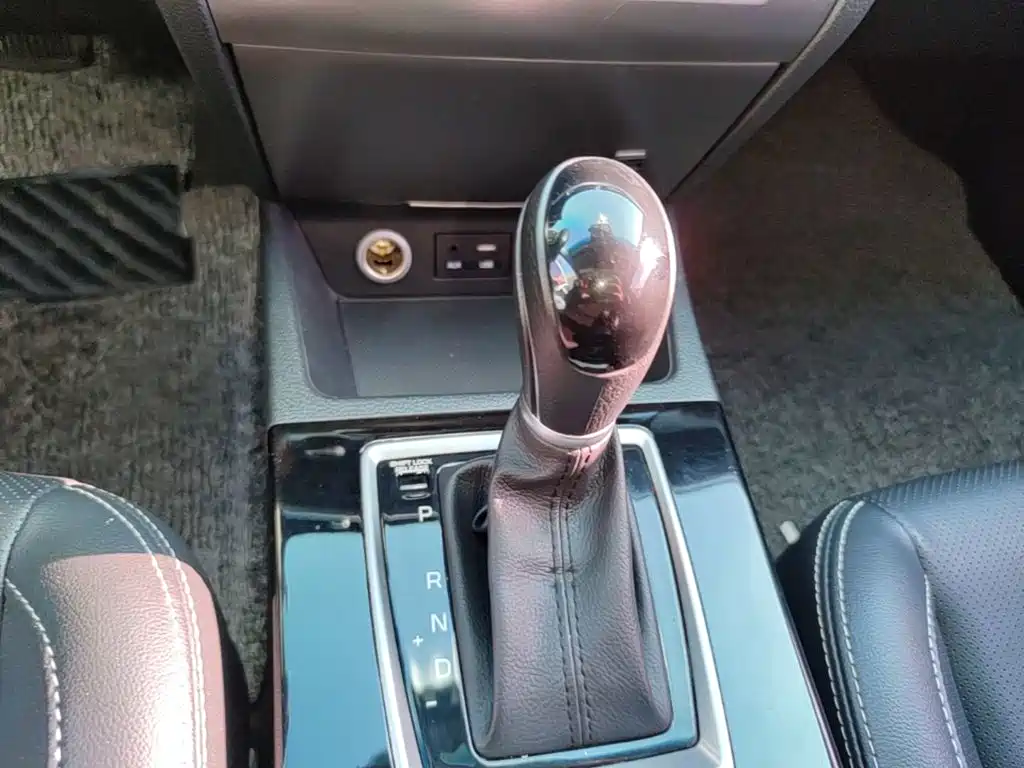 Hyundai Mistra — фото 14