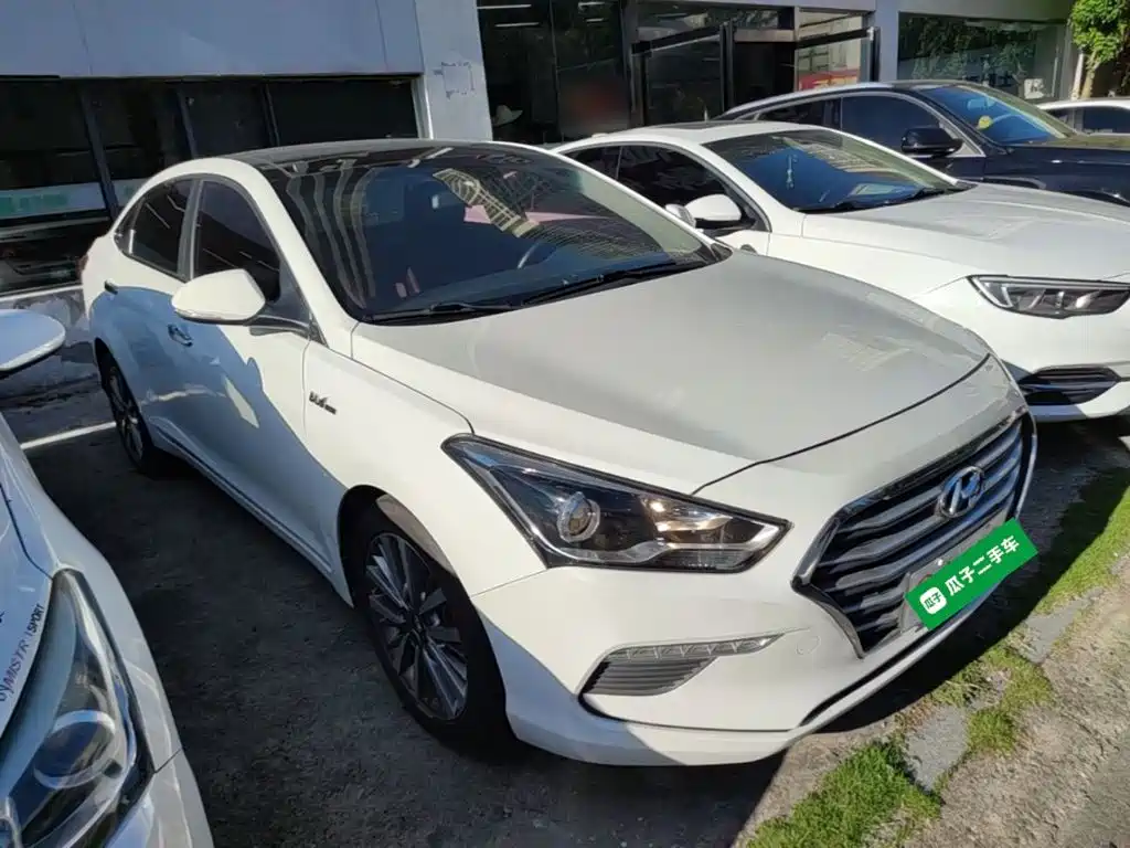 Hyundai Mistra — фото 4