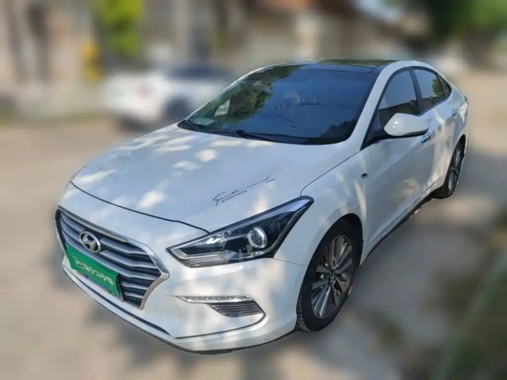 Hyundai Mistra — фото 2