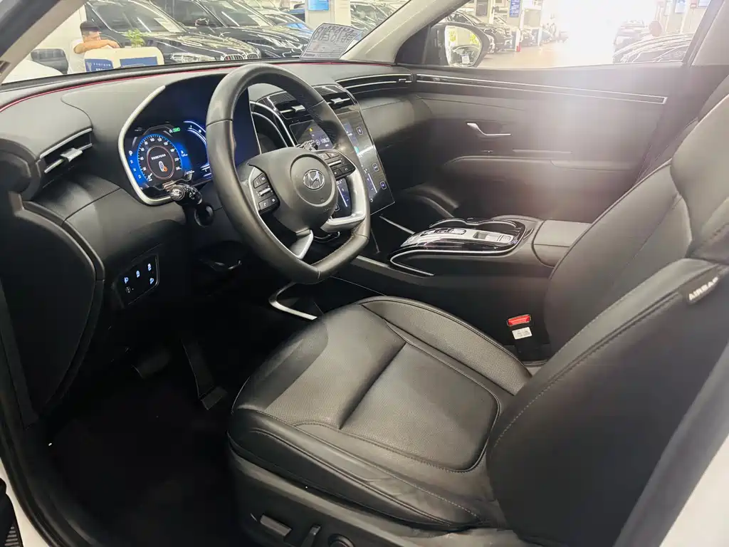 Hyundai Tucson — фото 4