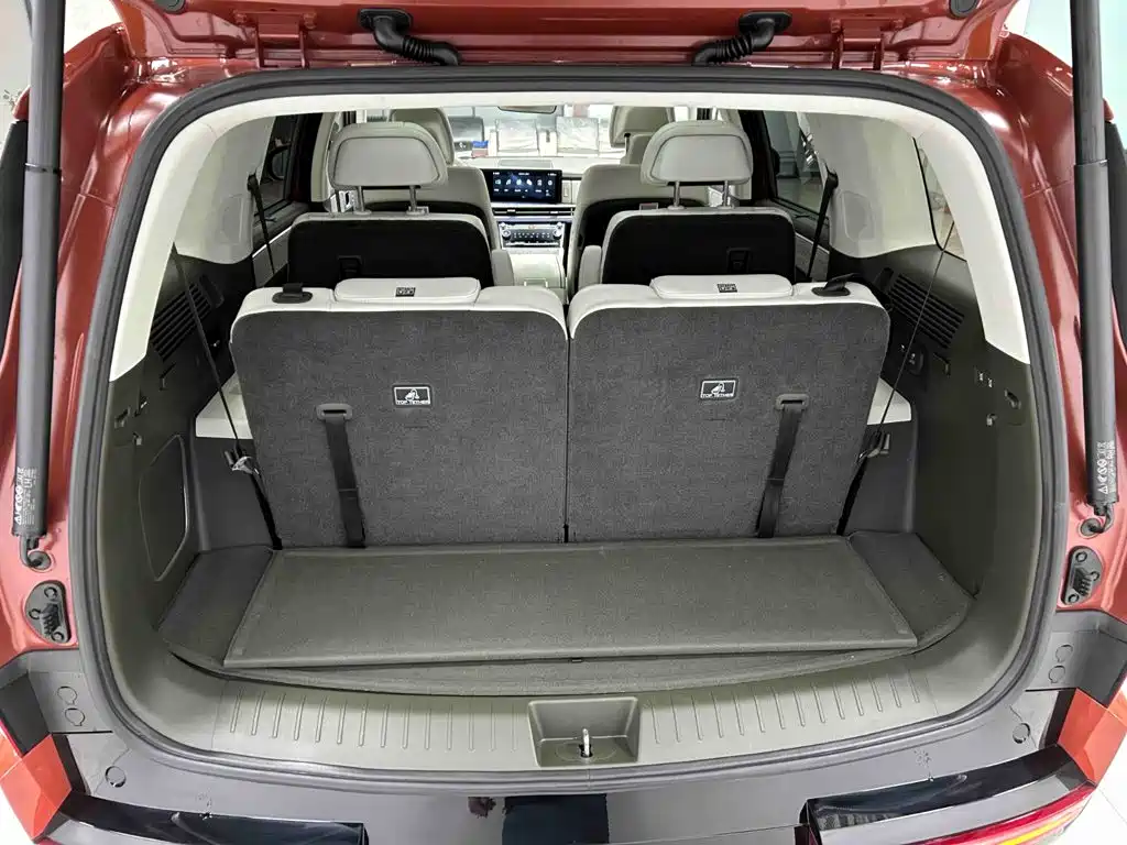 Hyundai Santa Fe — фото 17