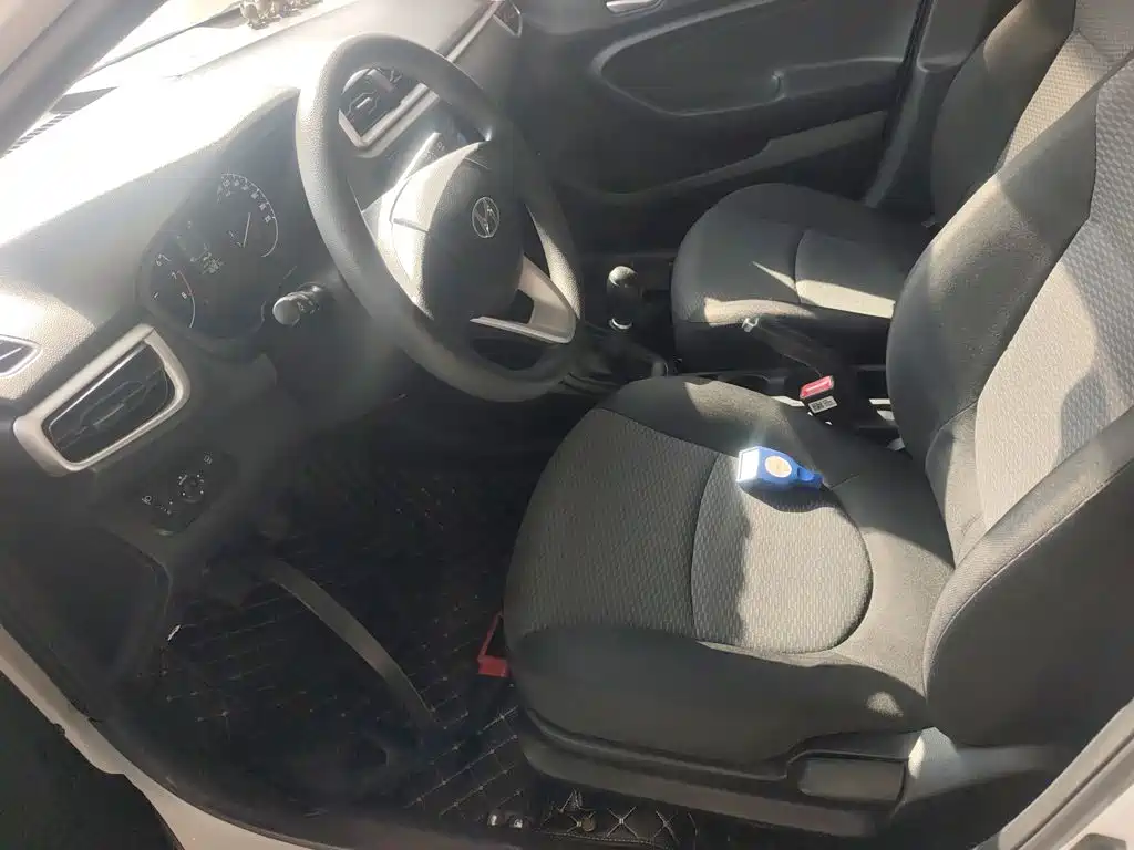 Hyundai Verna — фото 11