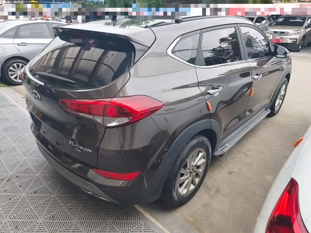 Hyundai Tucson — фото 5