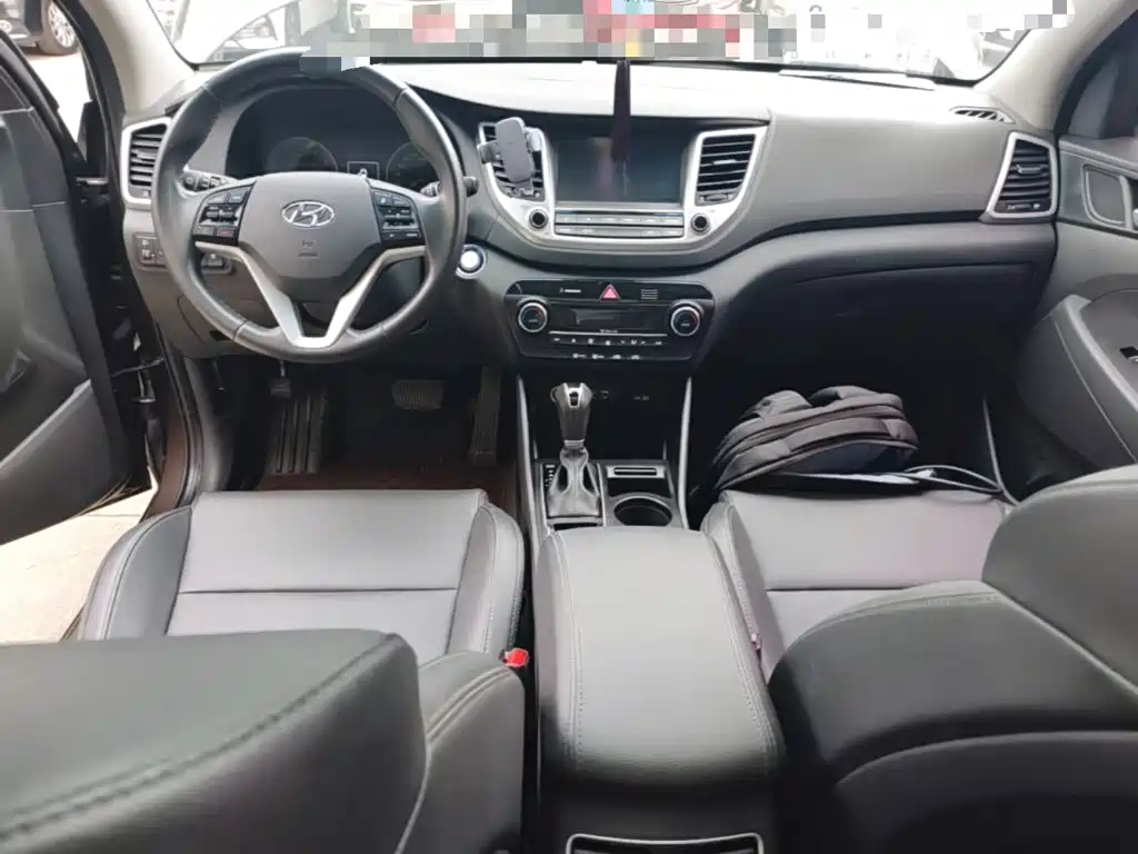 Hyundai Tucson — фото 6