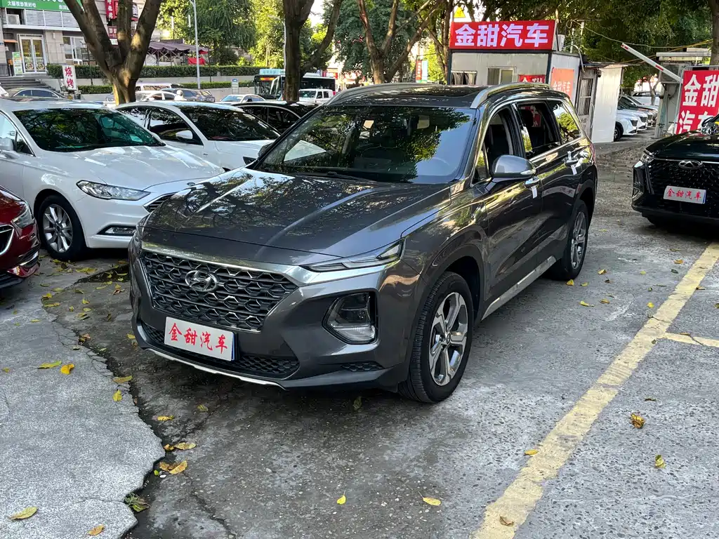 Hyundai Santa Fe — фото 3