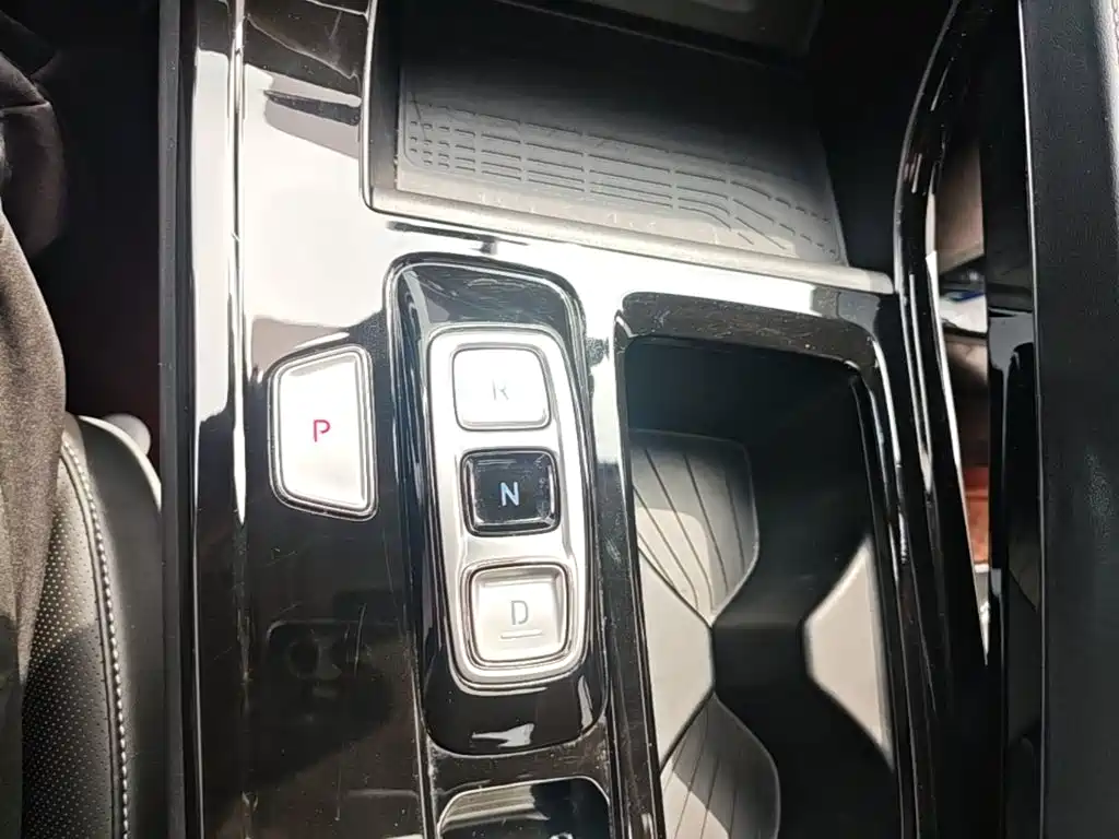 Hyundai Custo — фото 14