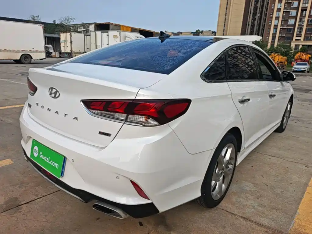 Hyundai Sonata — фото 7