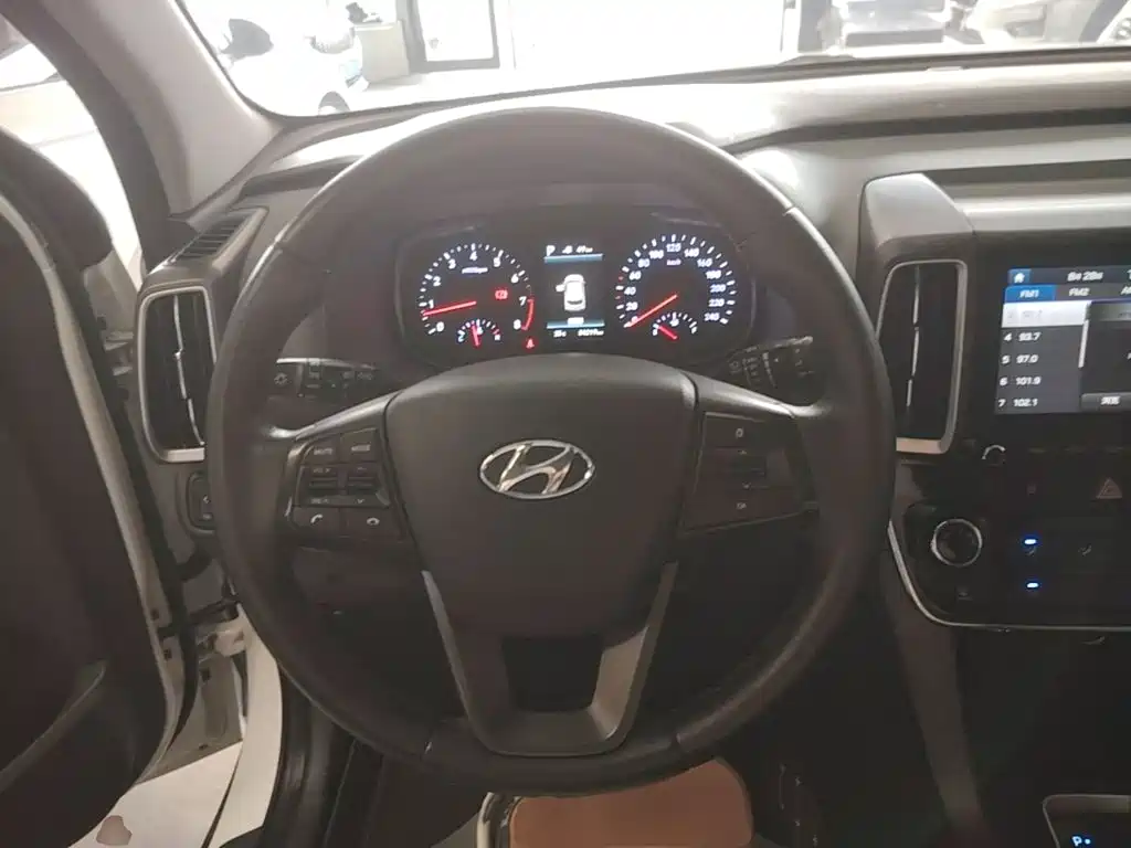 Hyundai ix35 — фото 11