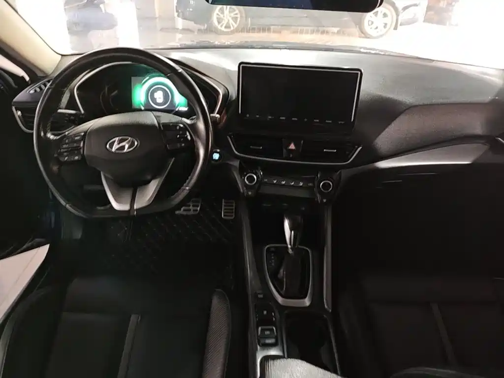 Hyundai Fista — фото 10