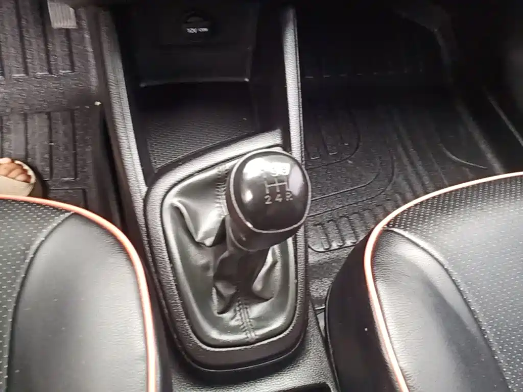 Hyundai Verna — фото 14