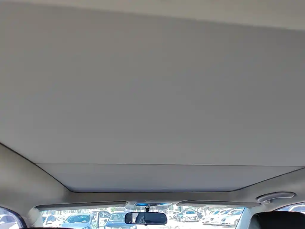 Hyundai Mistra — фото 18