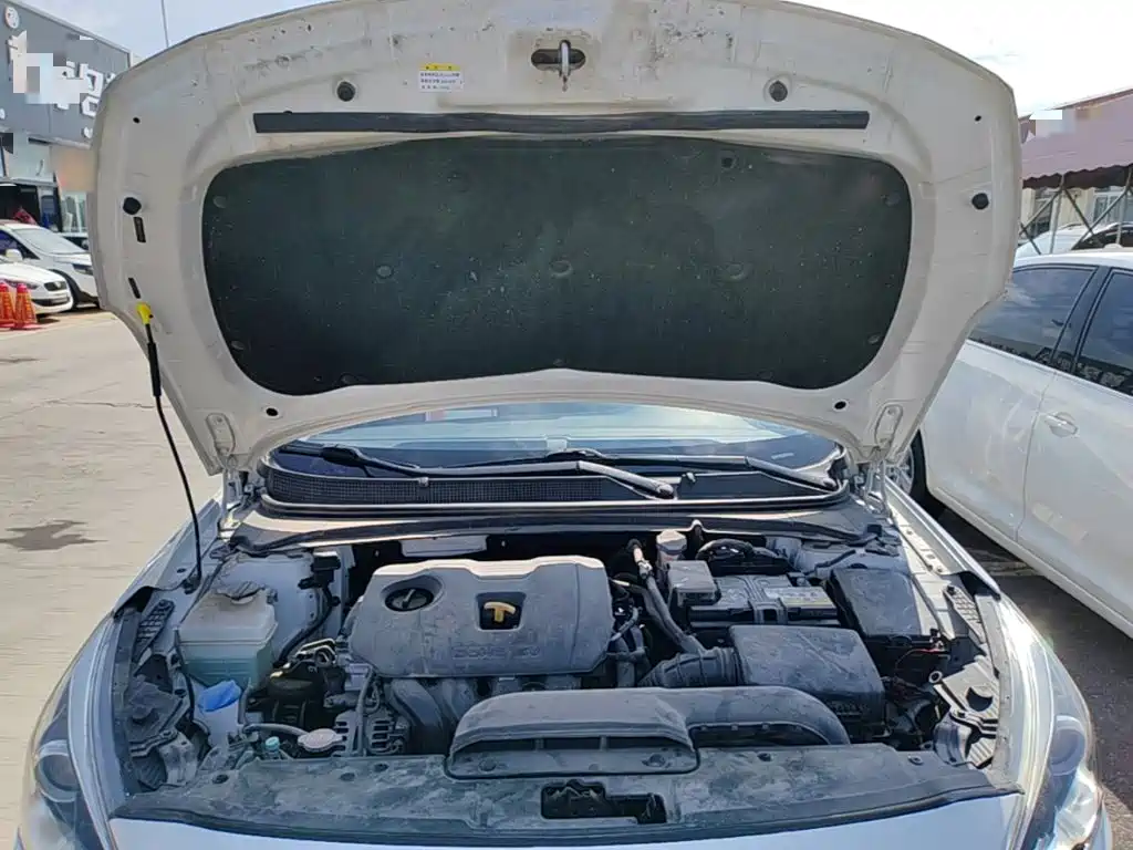 Hyundai Mistra — фото 20