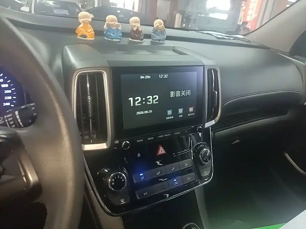 Hyundai ix35 — фото 13