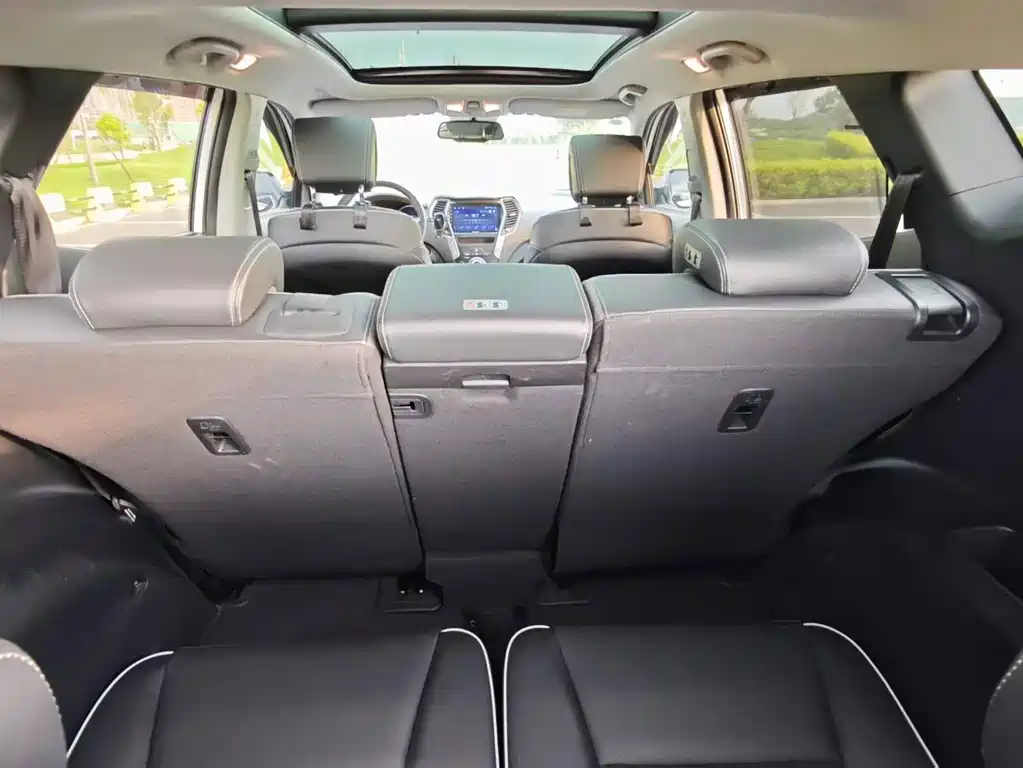Hyundai Santa Fe — фото 20