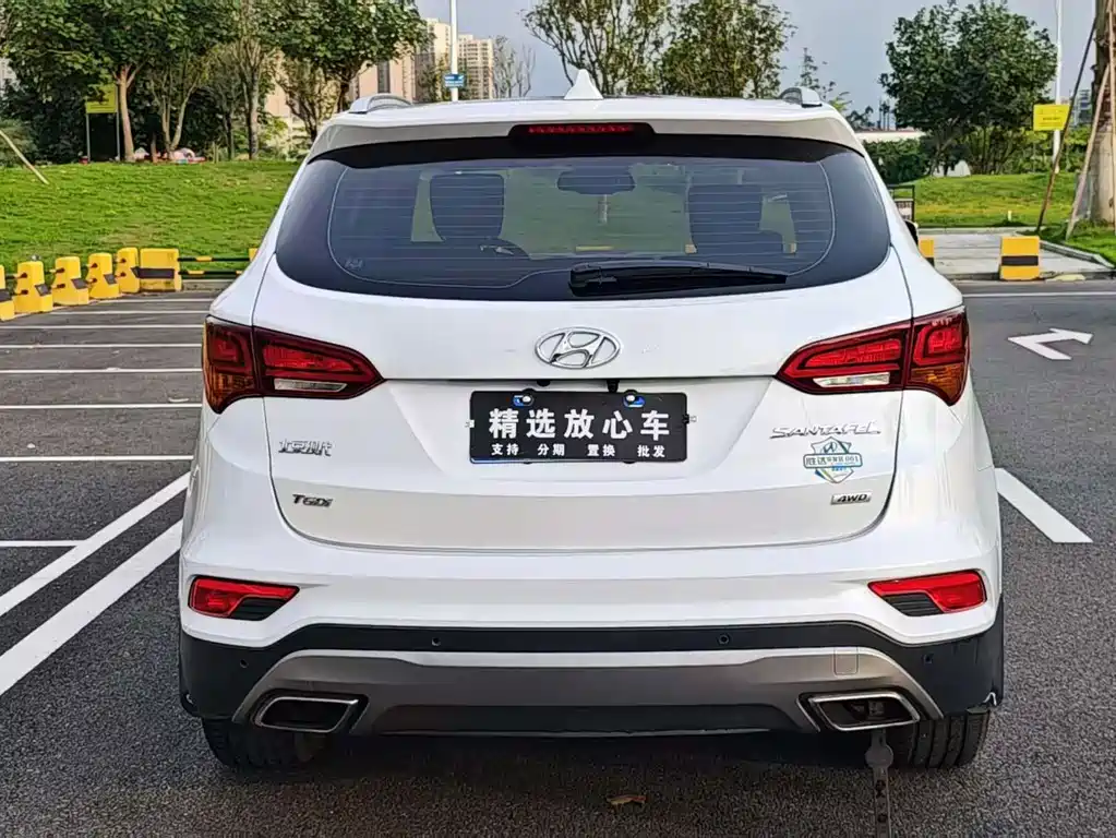 Hyundai Santa Fe — фото 5