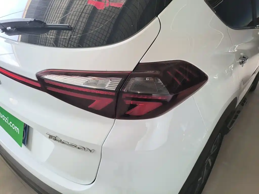 Hyundai Tucson — фото 8