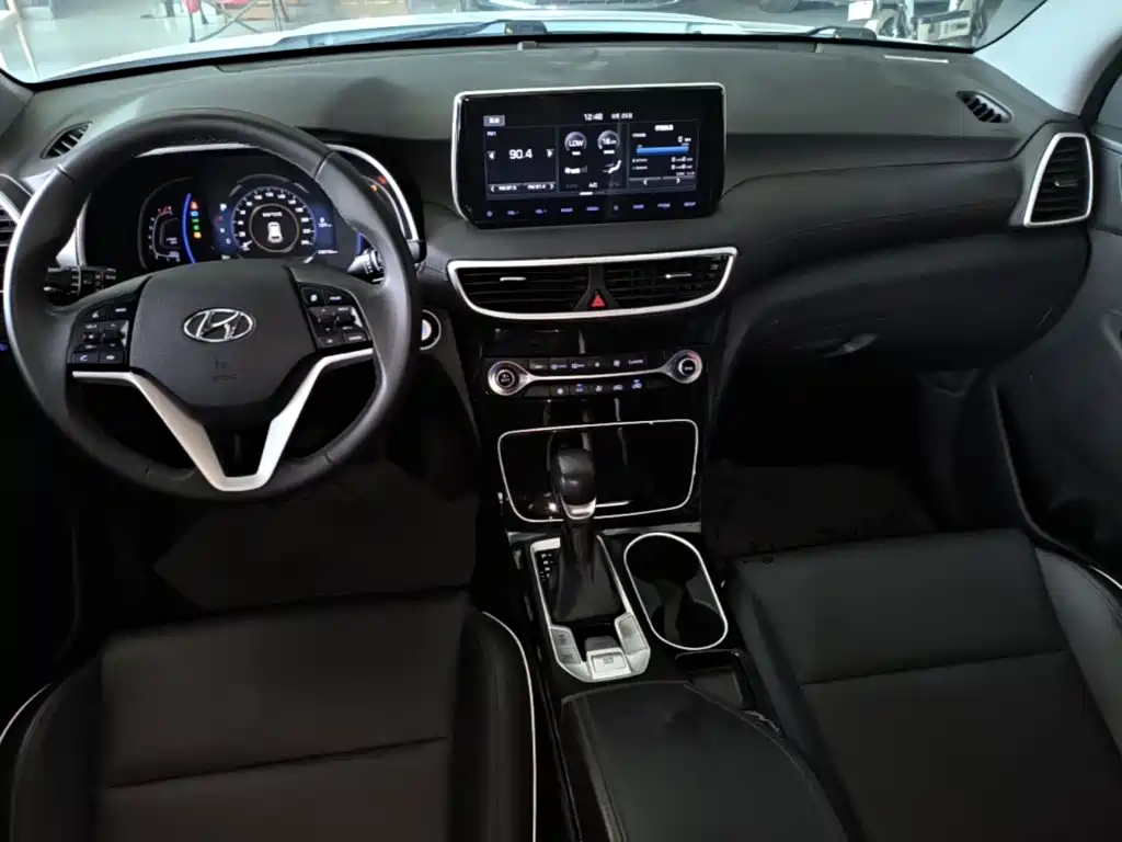 Hyundai Tucson — фото 10