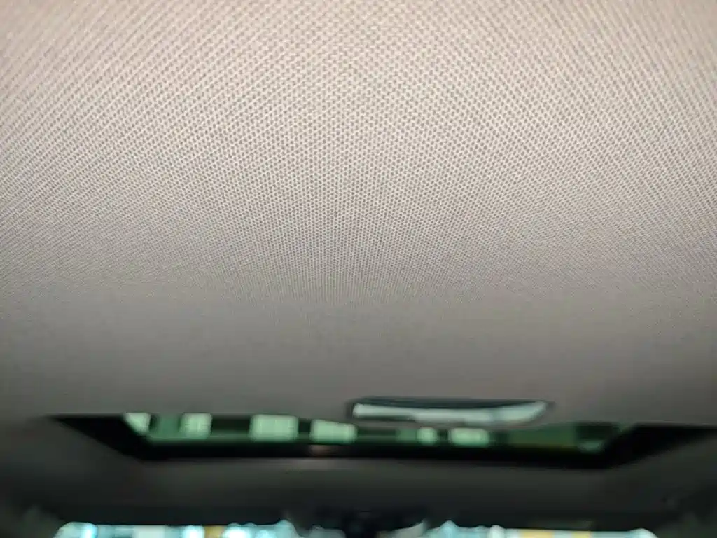 Hyundai Elantra — фото 18