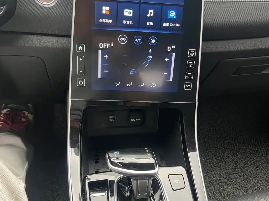 Hyundai ix25 — фото 15