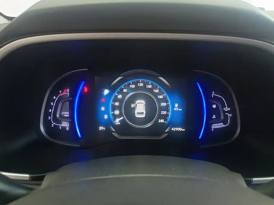 Hyundai Tucson — фото 14