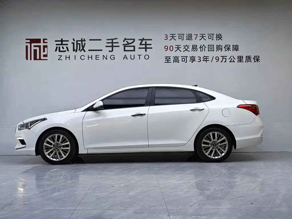 Hyundai Mistra — фото 2