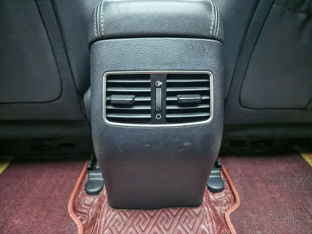 Hyundai Mistra — фото 16