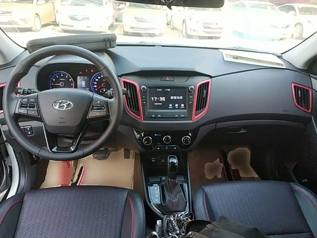 Hyundai ix25 — фото 10