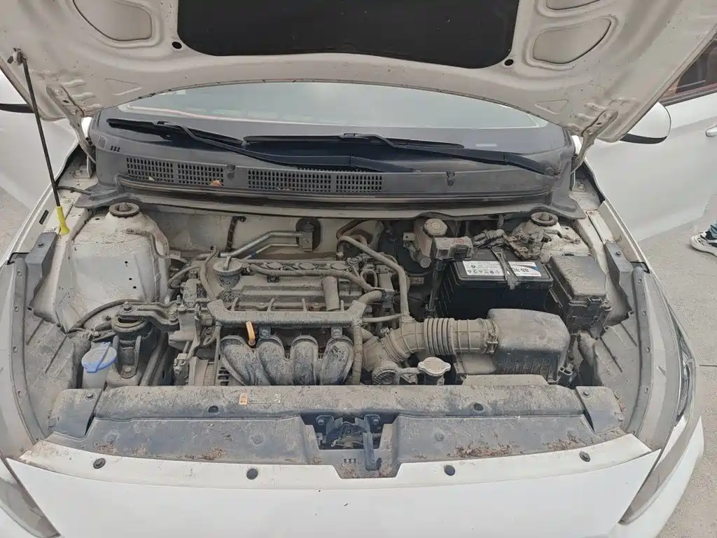 Hyundai Verna — фото 11