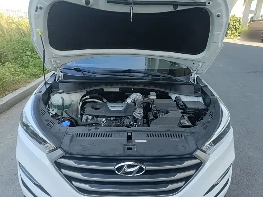Hyundai Tucson — фото 20