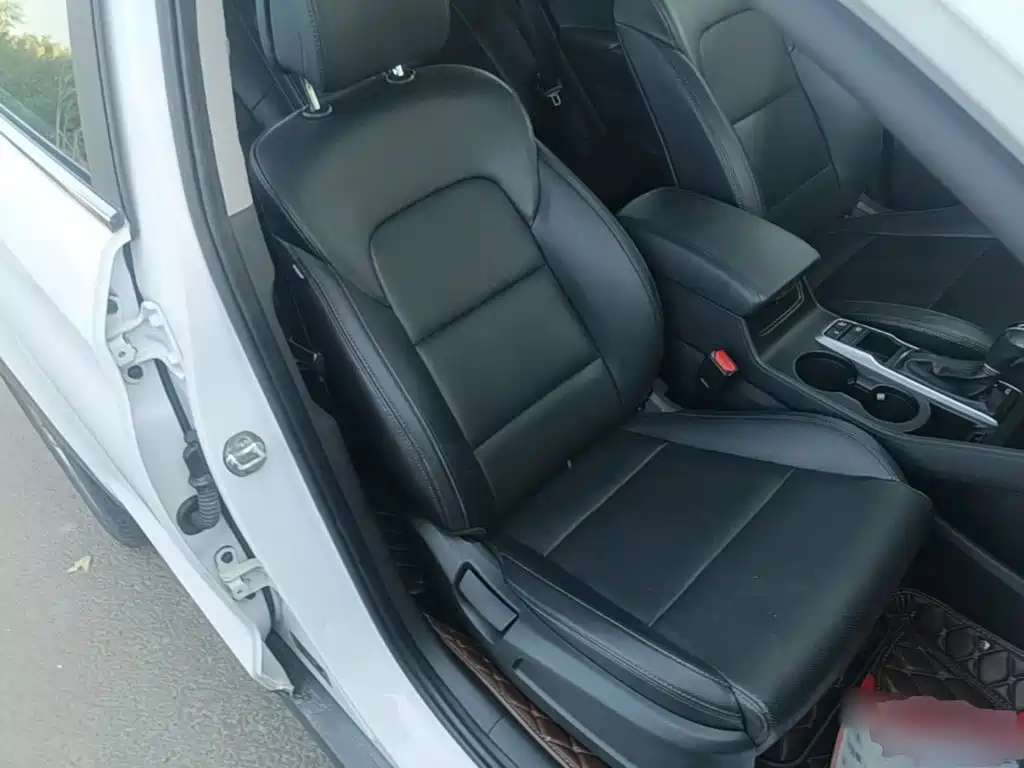 Hyundai Tucson — фото 25