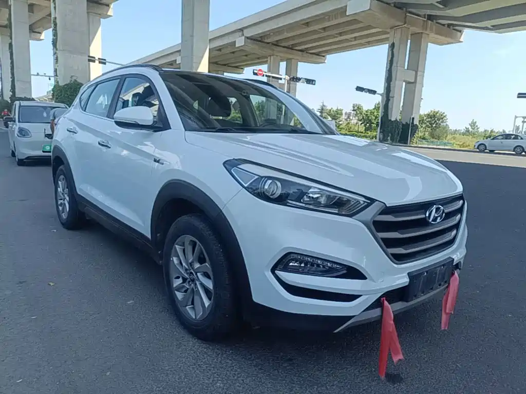 Hyundai Tucson — фото 4