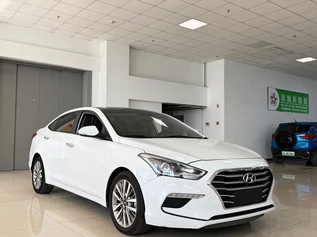 Hyundai Mistra — фото 2