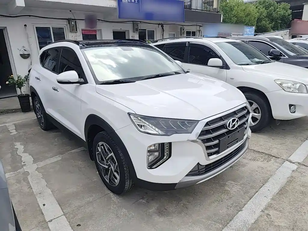 Hyundai Tucson — фото 4