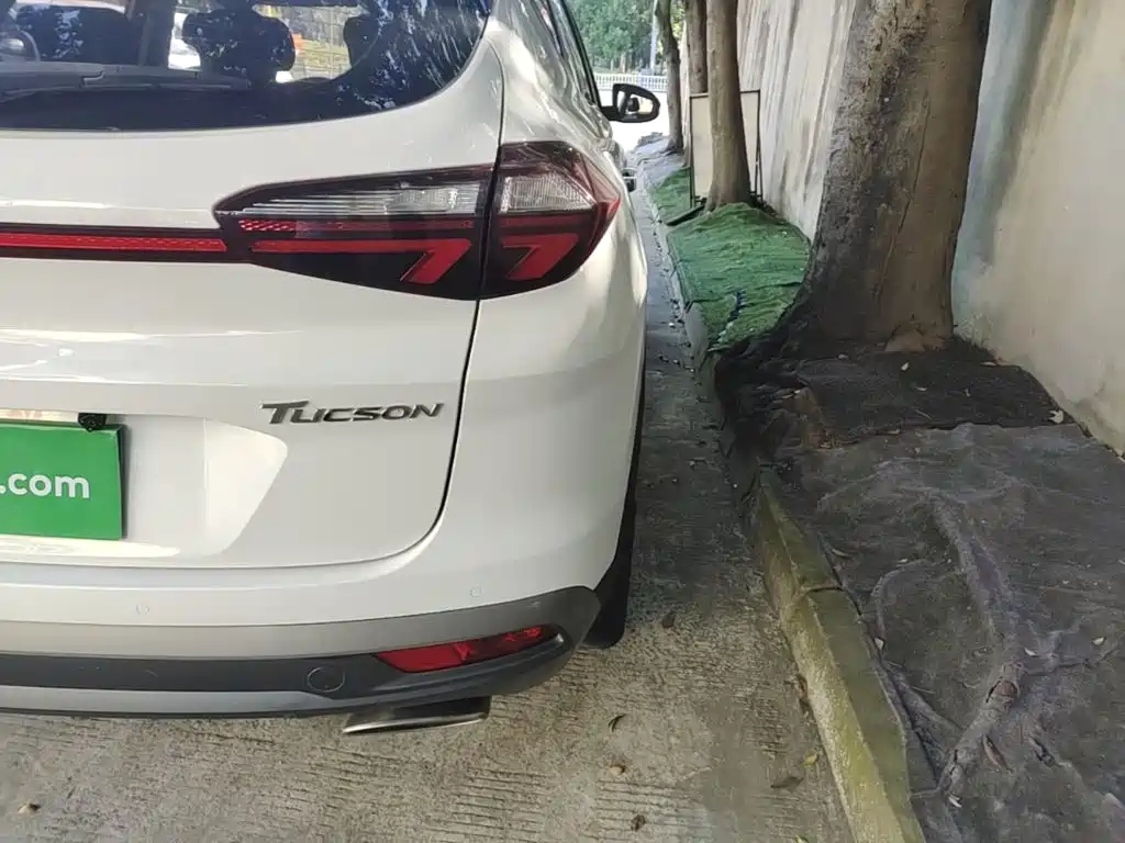 Hyundai Tucson — фото 8
