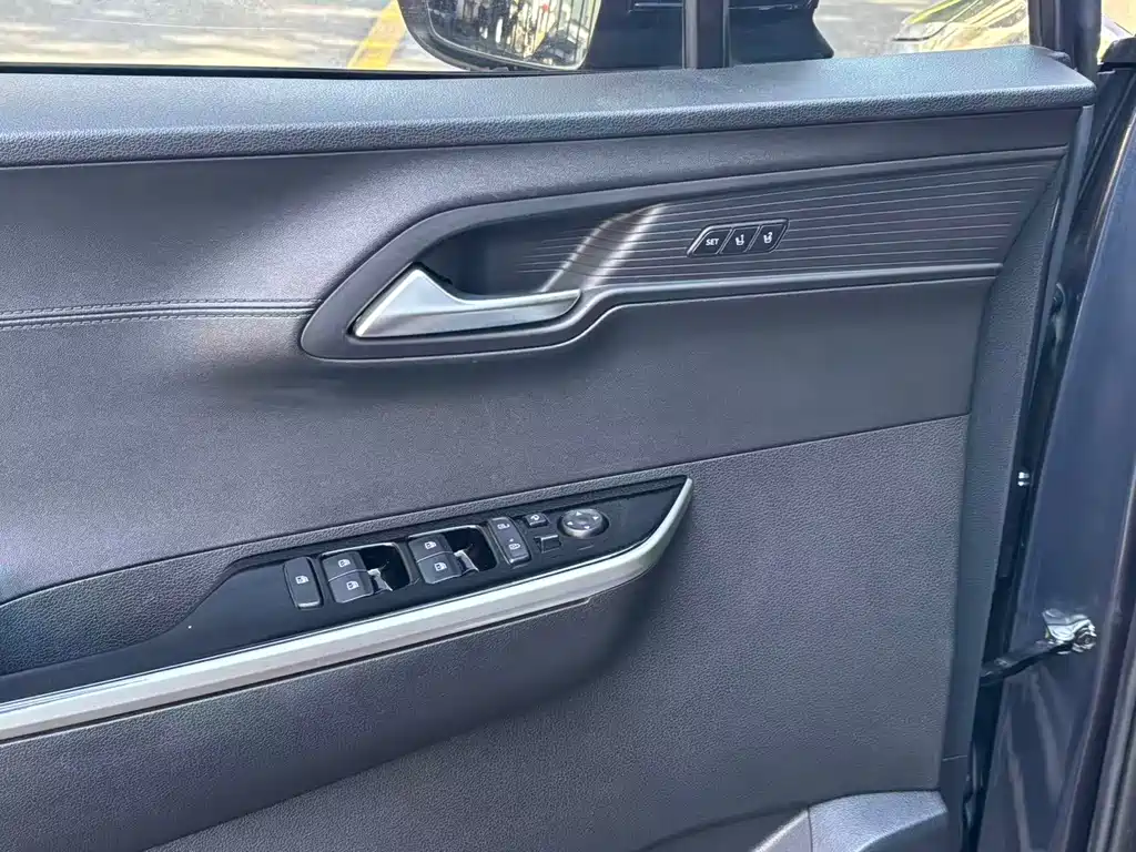 Hyundai Custo — фото 8