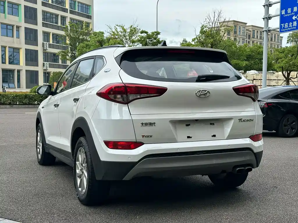 Hyundai Tucson — фото 6