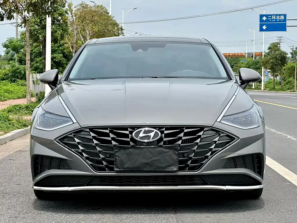 Hyundai Sonata — фото 2