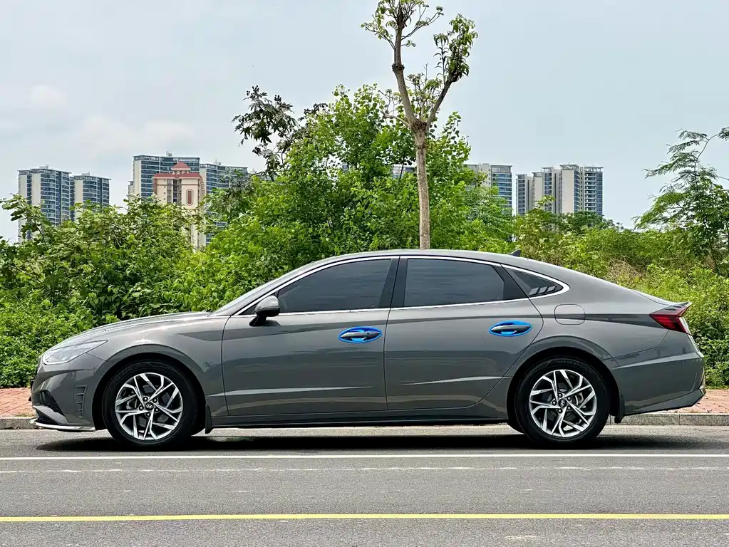 Hyundai Sonata — фото 3