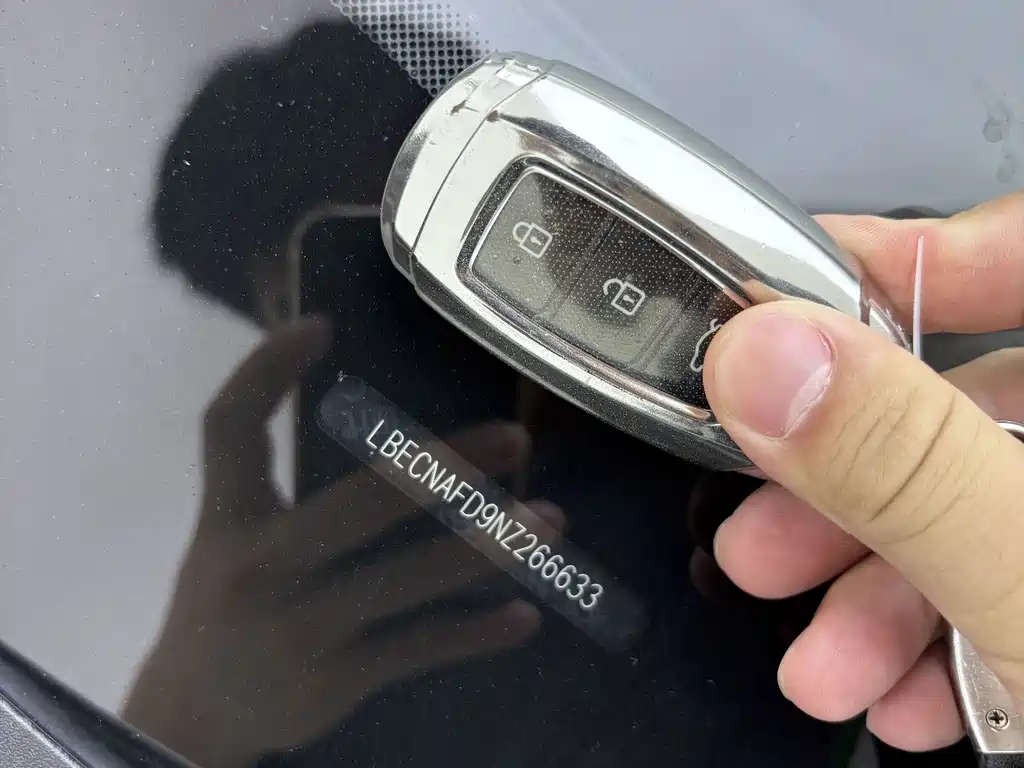 Hyundai Elantra — фото 31