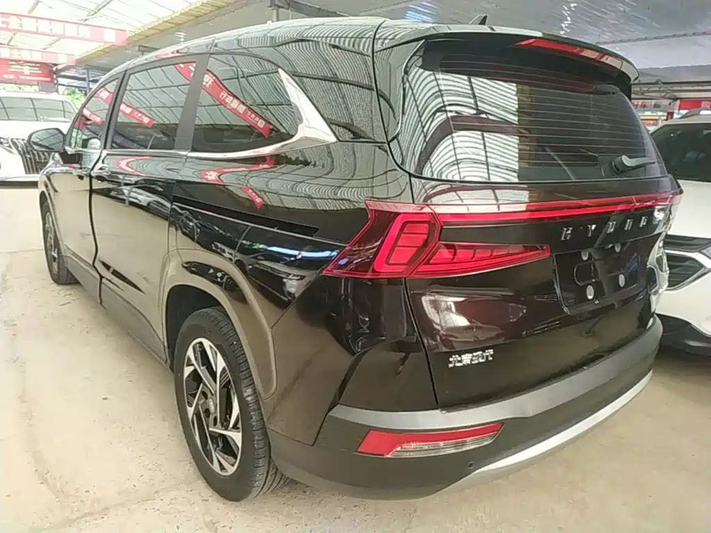 Hyundai Custo — фото 5