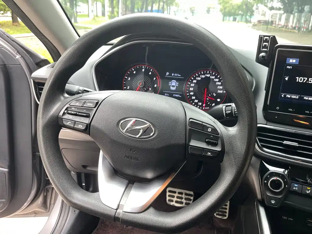 Hyundai Fista — фото 11