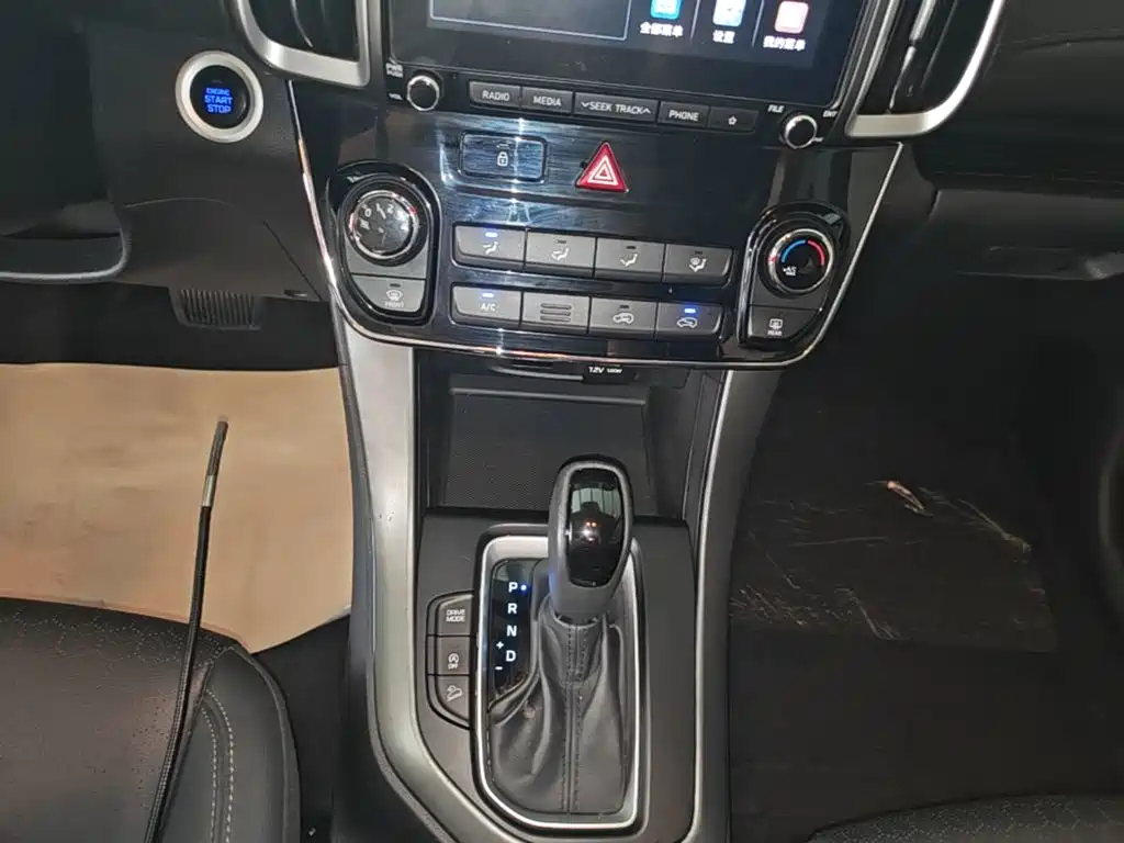 Hyundai ix35 — фото 14