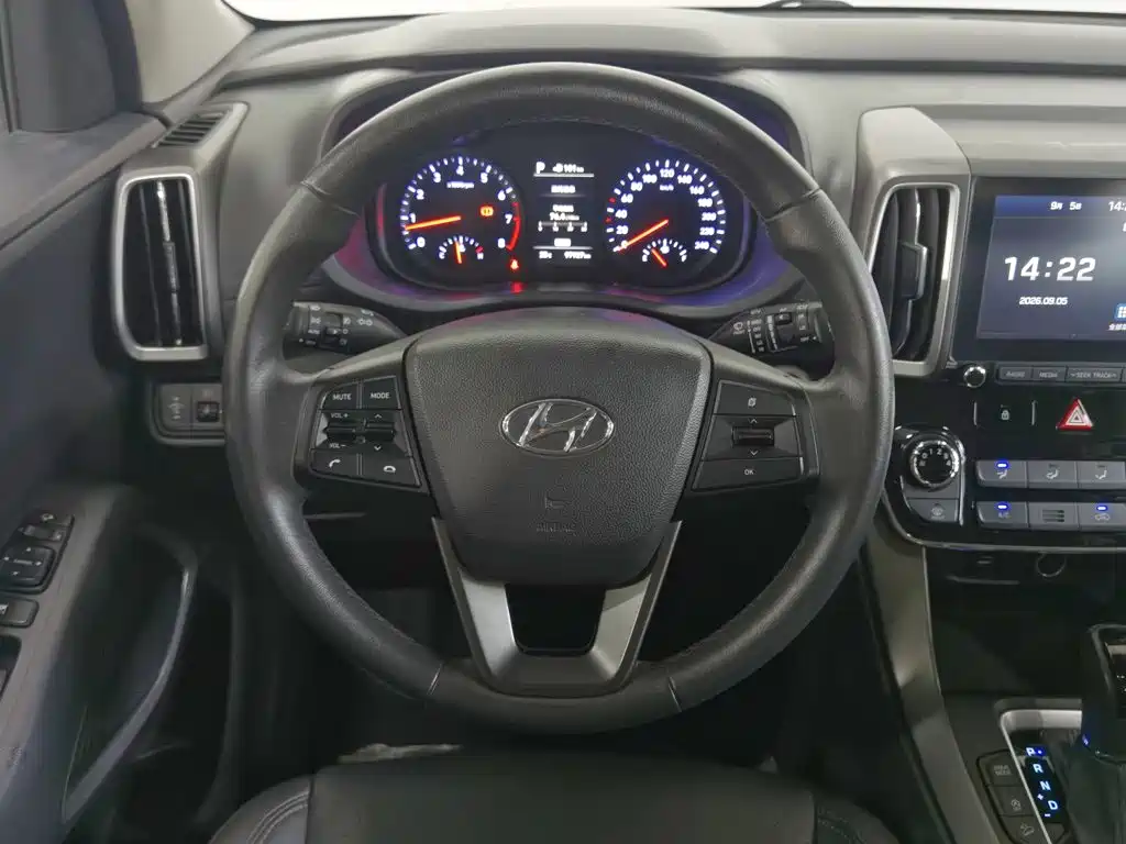 Hyundai ix35 — фото 11