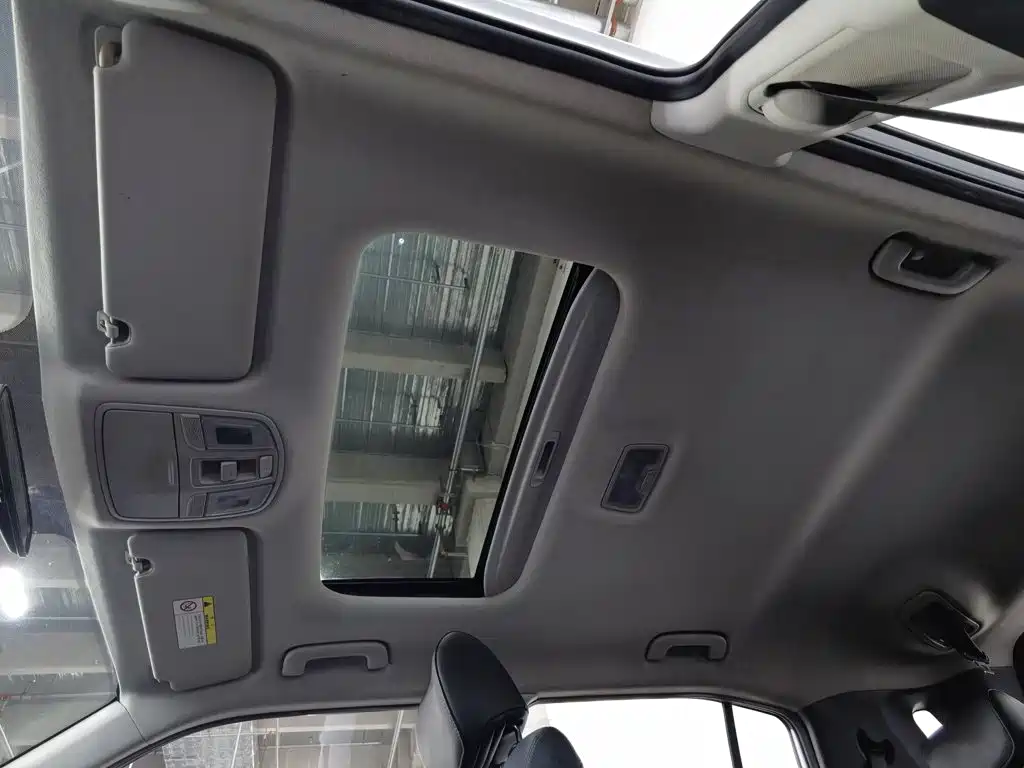 Hyundai ix35 — фото 14