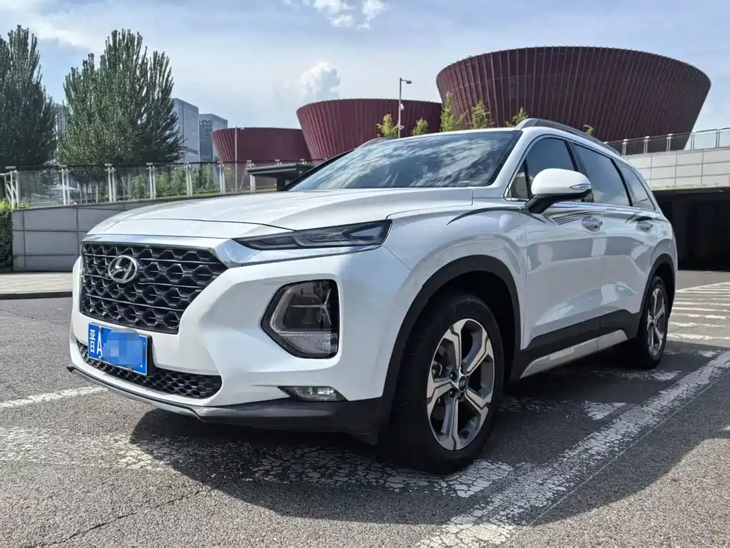 Hyundai Santa Fe — фото 4