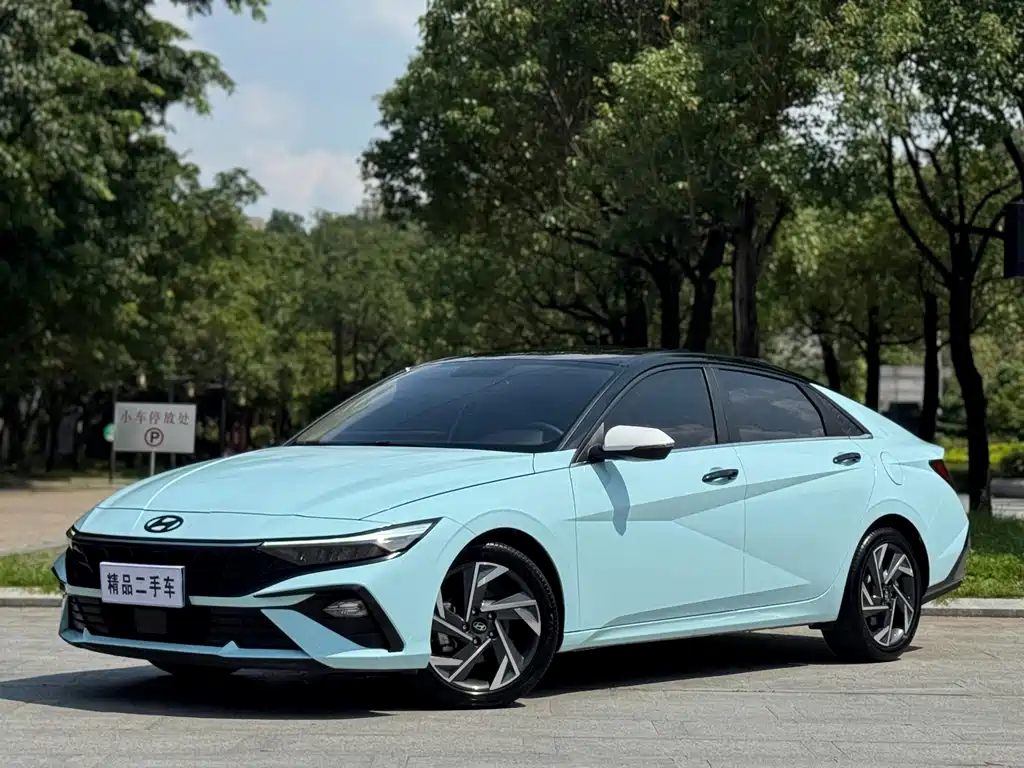Hyundai Elantra
