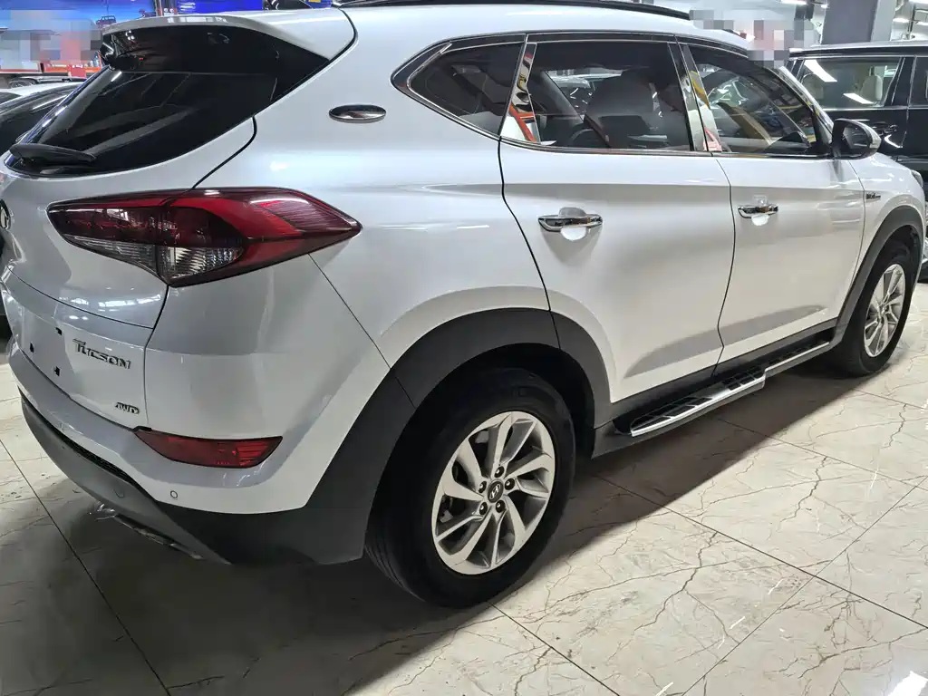 Hyundai Tucson — фото 6